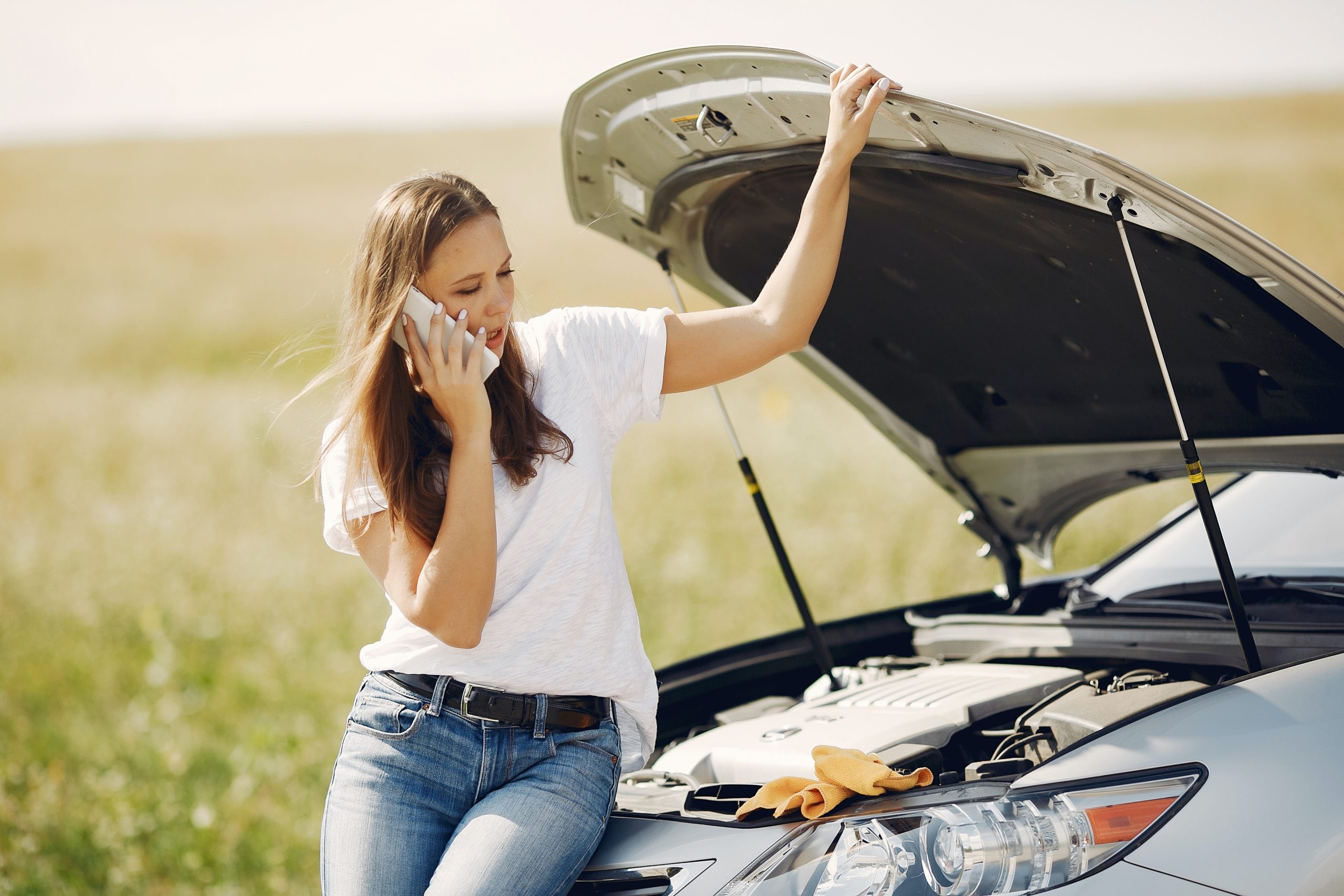 What Should You Consider When Hiring a Car Accident Lawyer?